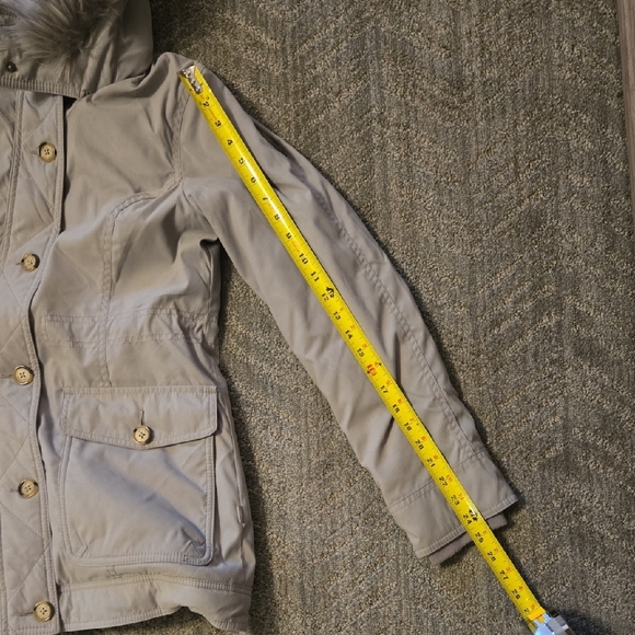 Hollister Gray Utility Jacket with Faux Fur Hood - Picture 11 of 13